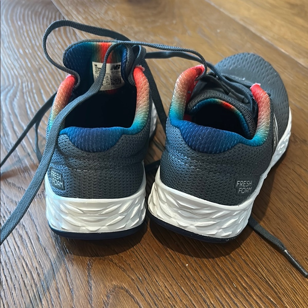 New Balance Kids' Gray and Red Sneakers - Picture 4 of 5